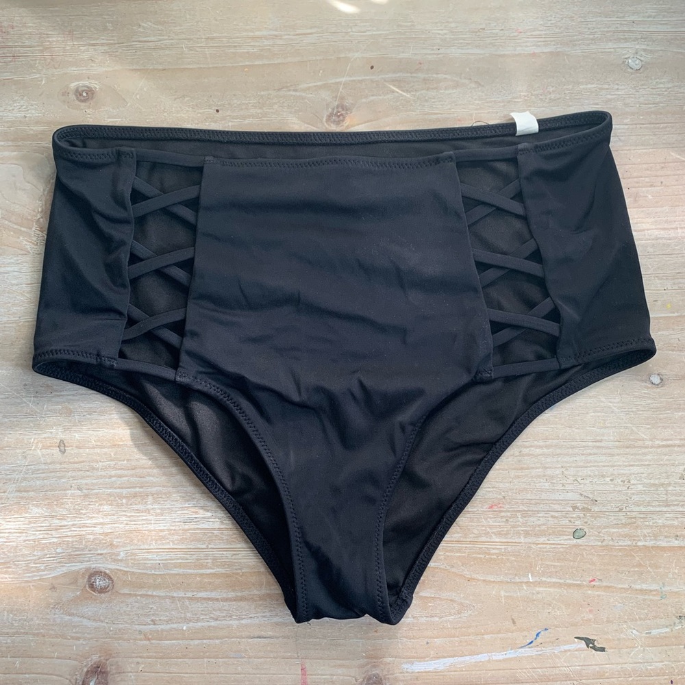 High Rise Shade & Shore Black Bikini Bottoms Size S